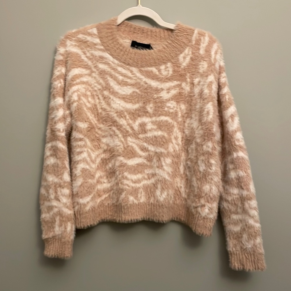Mink Pink sweater NWT